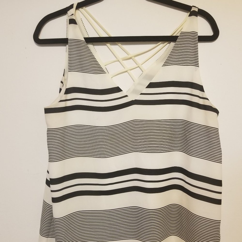 Express Cami - Black & off-white strappy - Medium